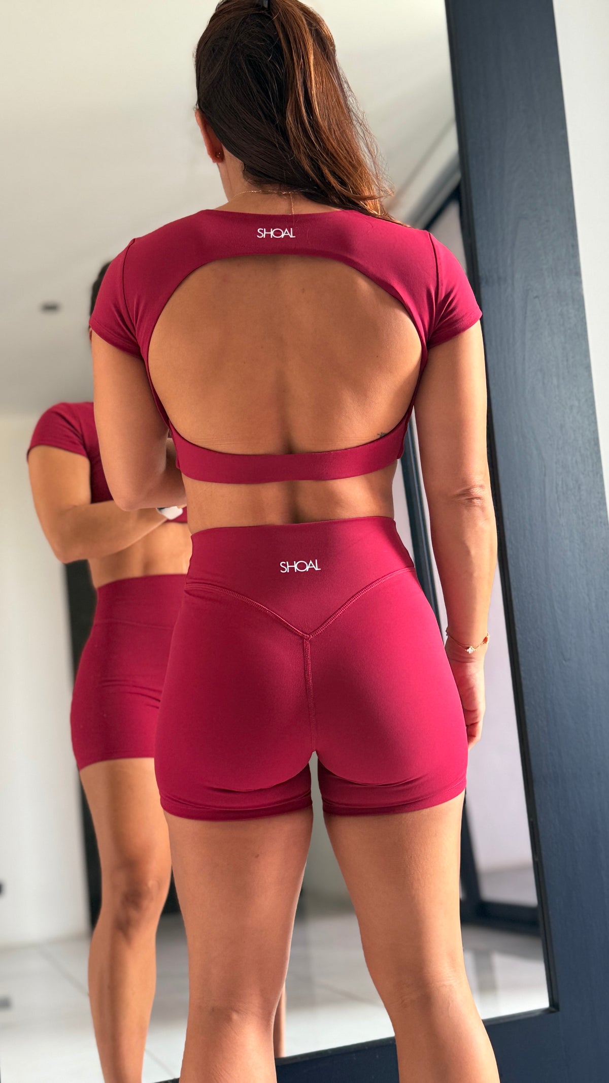 Shorts Pure Bliss color Wine, vista de espalda