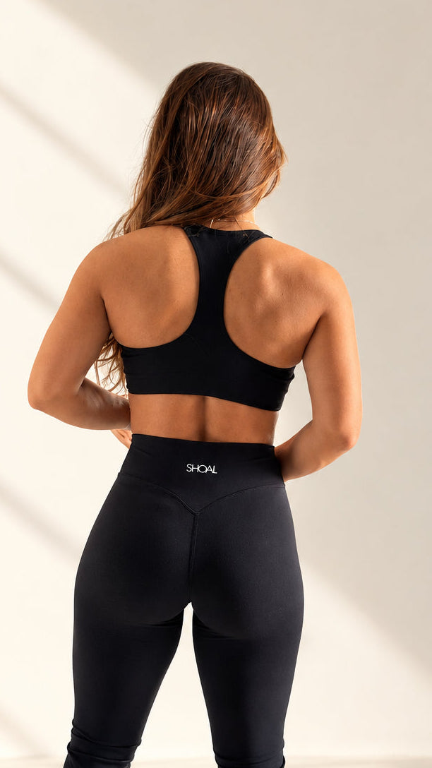 Sport Bra Pure Bliss color Black, vista de espalda deportiva